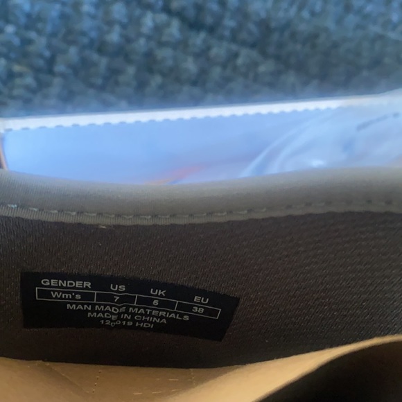 NWT XTRATUF BOOTS - Picture 3 of 5